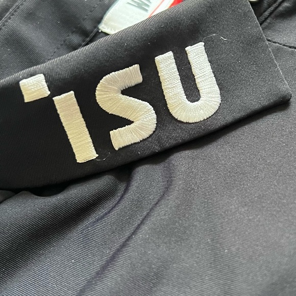 WAAC / MGM RESORTS BLACK SHORT SLEEVE GOLF POLO SIZE 2 - Picture 6 of 9